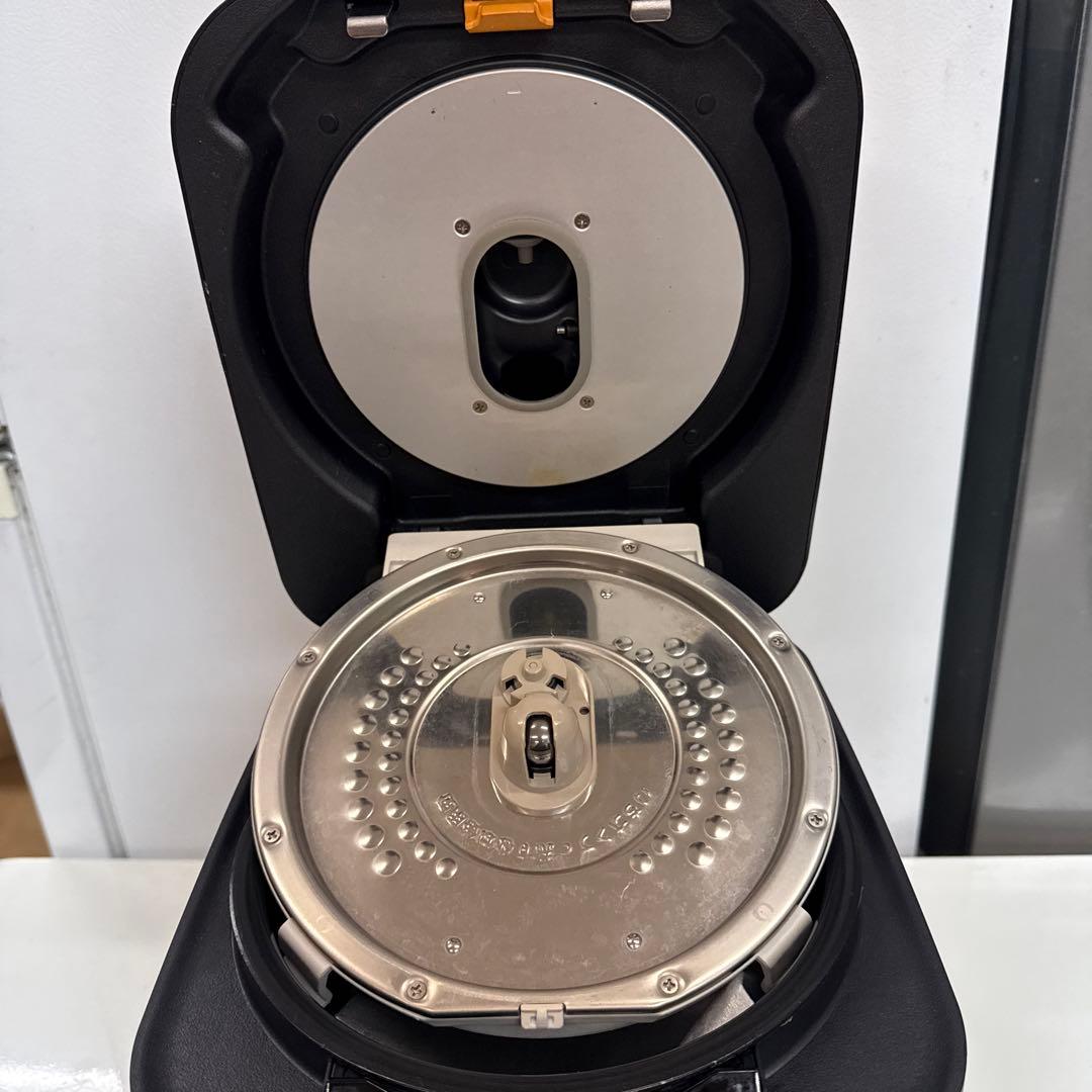Hitachi RZ-V100GM 圧力&スチームジャー炊飯器 2024年製
