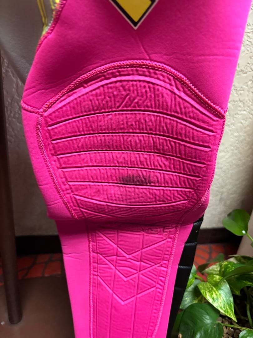 女性用　モビーズ(mobbys)ツーピース　ウエットスーツ　手袋と靴付き