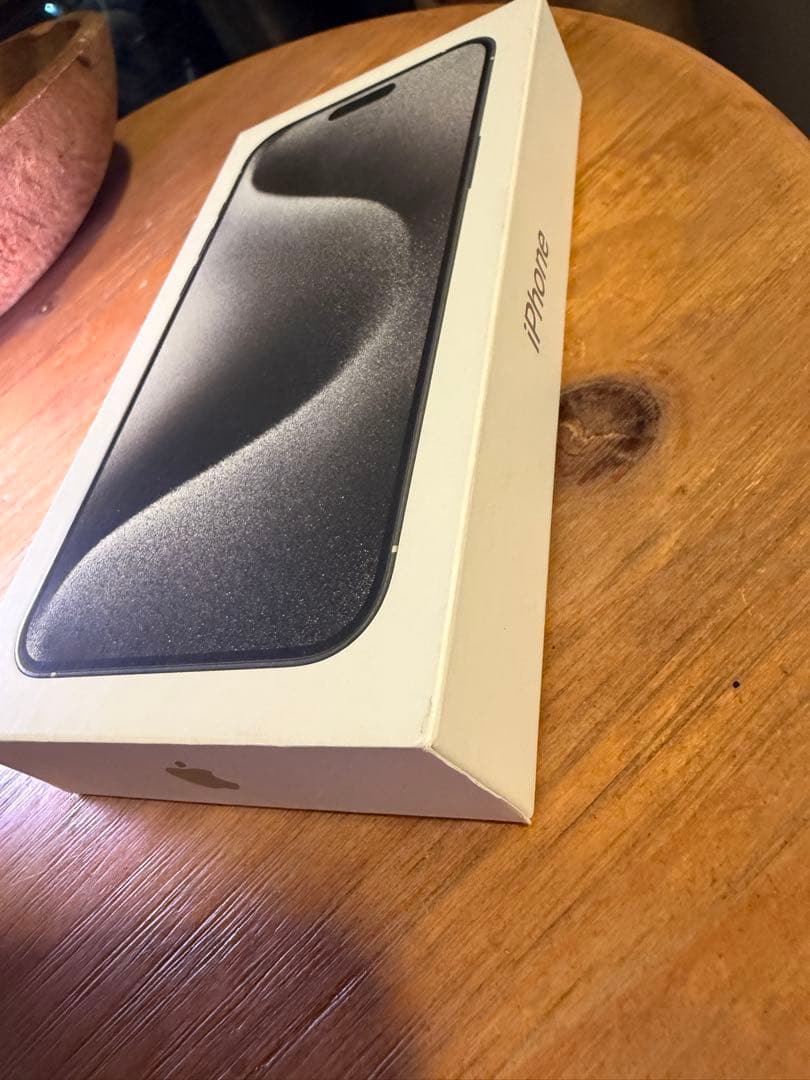 極美品✴︎iPhone15 ProMAX 256G ホワイト