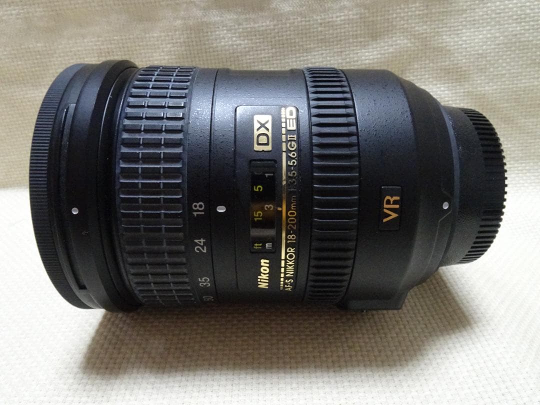 ニコン AF-S DX 18-200mm f/3.5-5.6G ED VR II