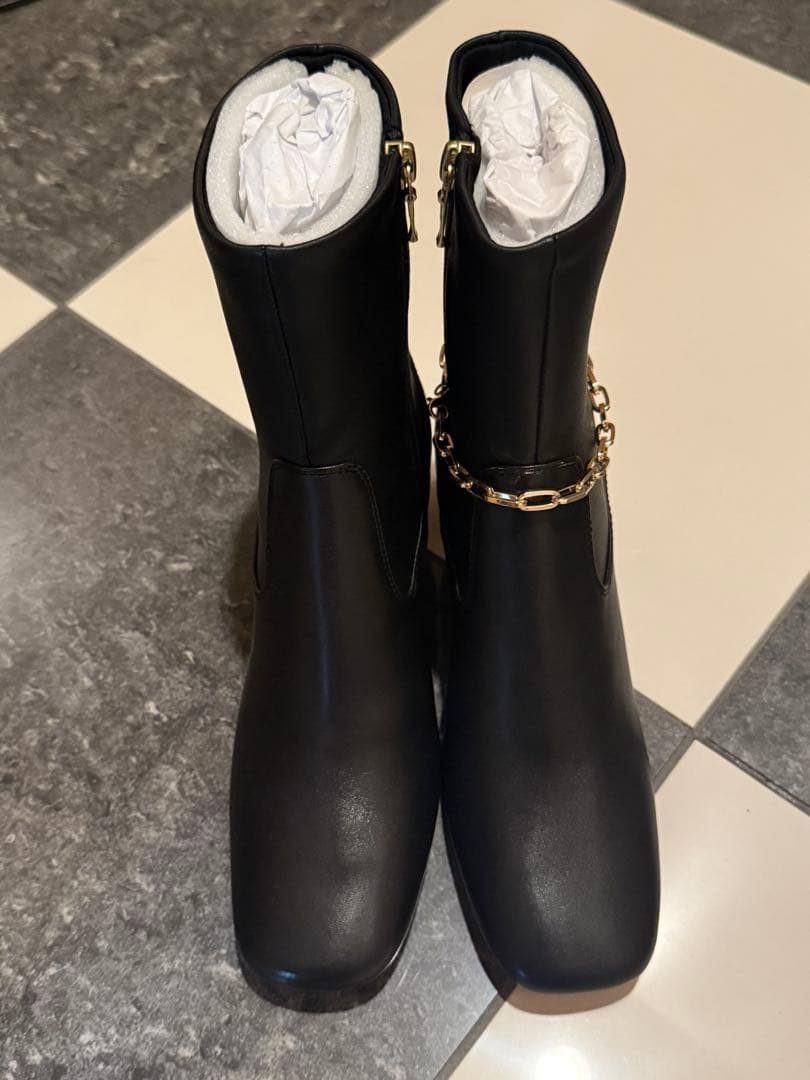 【未使用】スローブイエナ　チェーン付きヒールショートブーツ25 子山羊革　本革