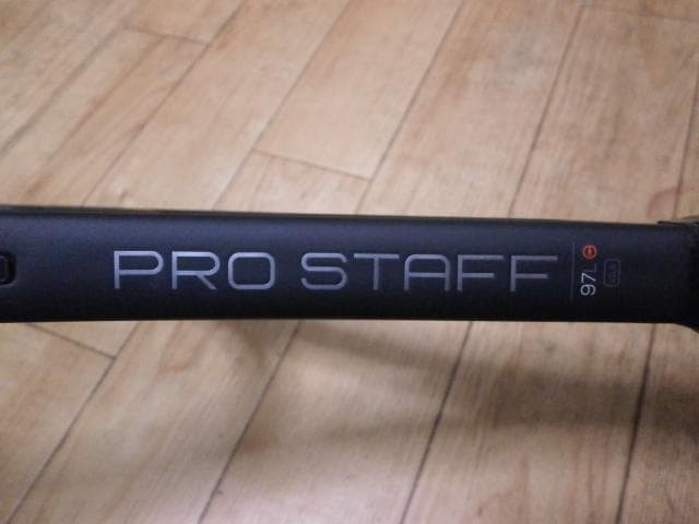 ウィルソン　プロスタッフ 97L　V11.5 グロメット付き　フェデラー