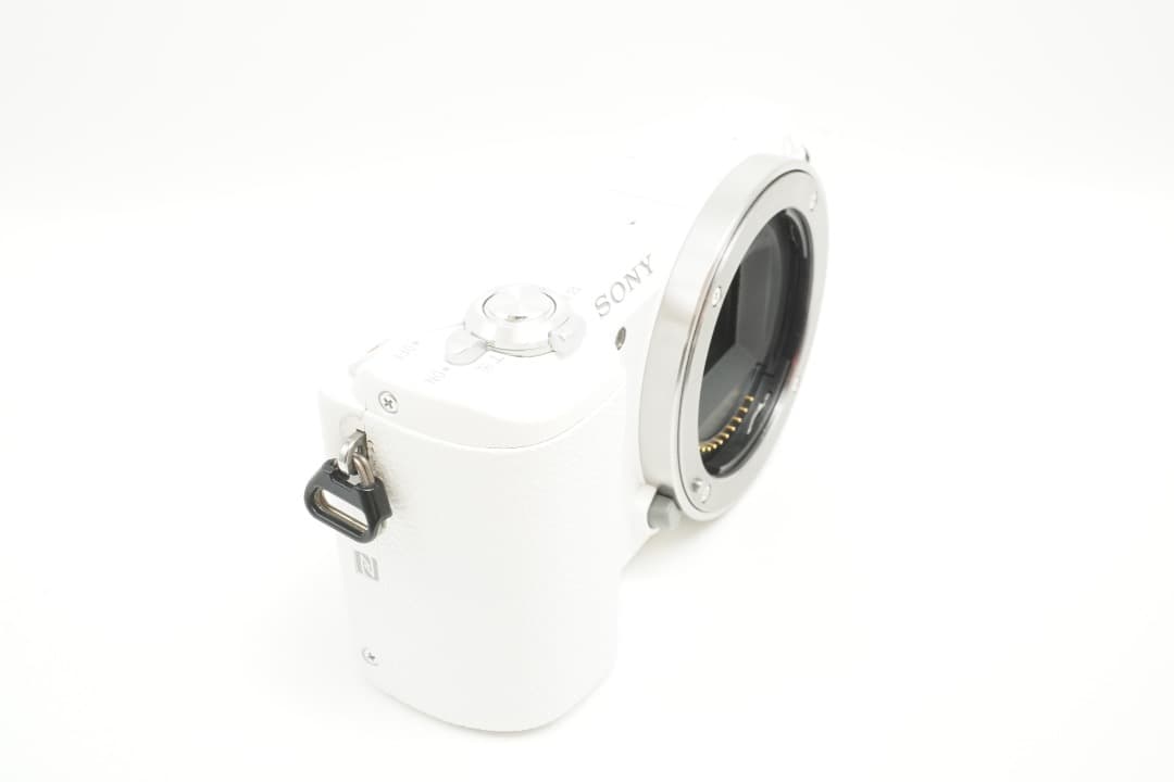 Sony α5100 ホワイト ミラーレスカメラ 16-50mm レンズキット