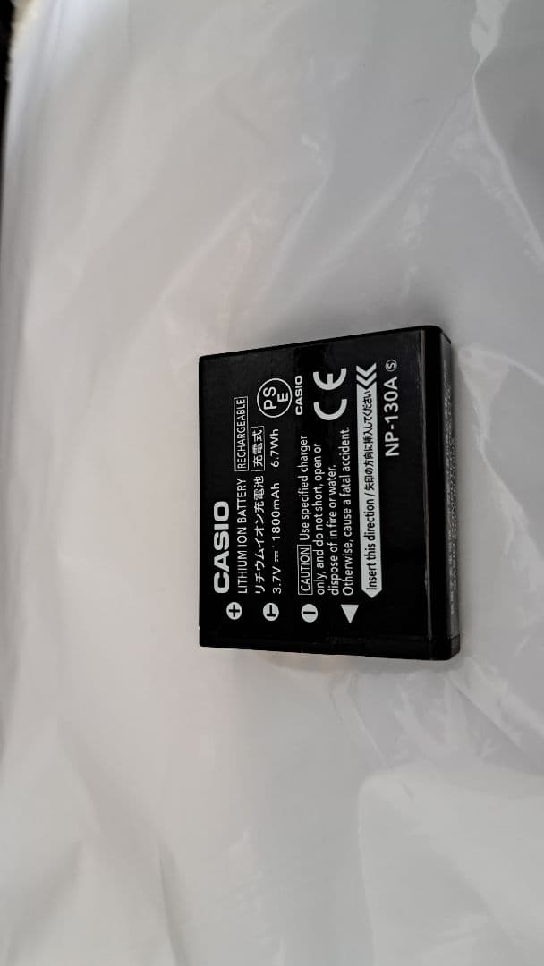 デジタルカメラ CASIO EX-ZR1800