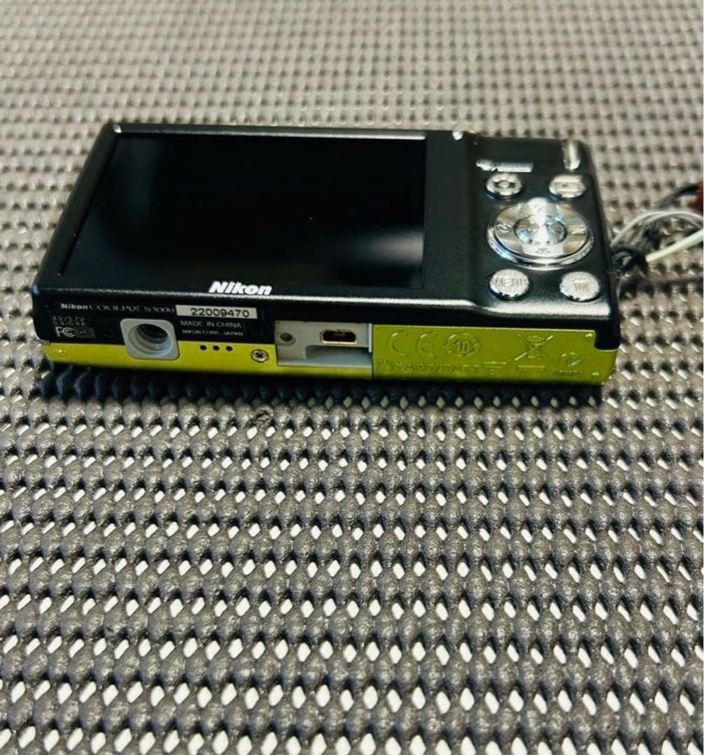 Nikon COOLPIX S3000 12.0メガピクセル グリーン 問題なし