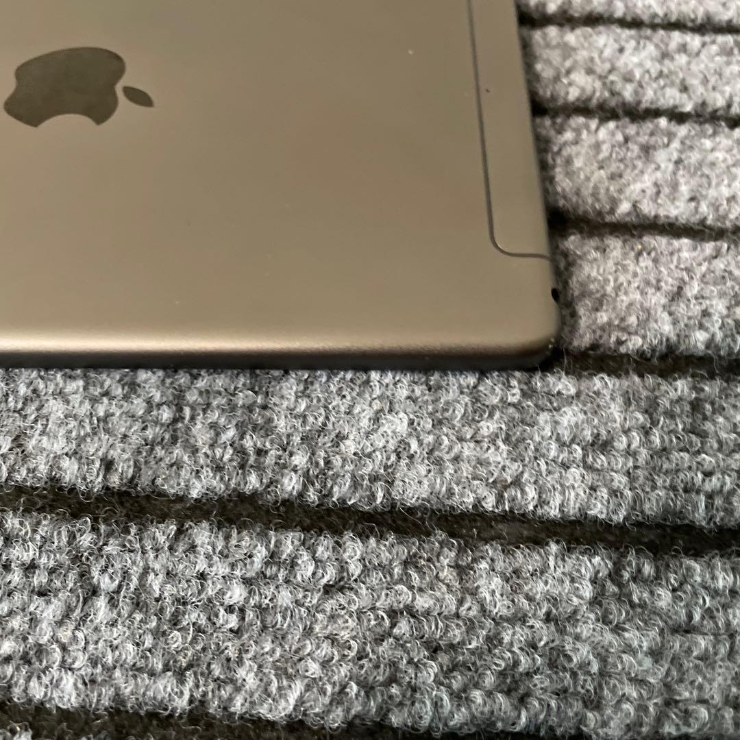 237【早い者勝ち】 iPad mini5 5世代 64GB SIMフリー