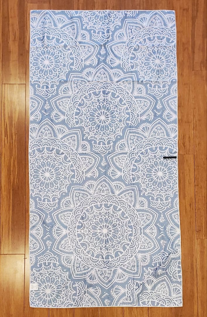 ★新品★ヨガ・ビーチタオル、タペストリー、敷物、ケース付（エコタオル）