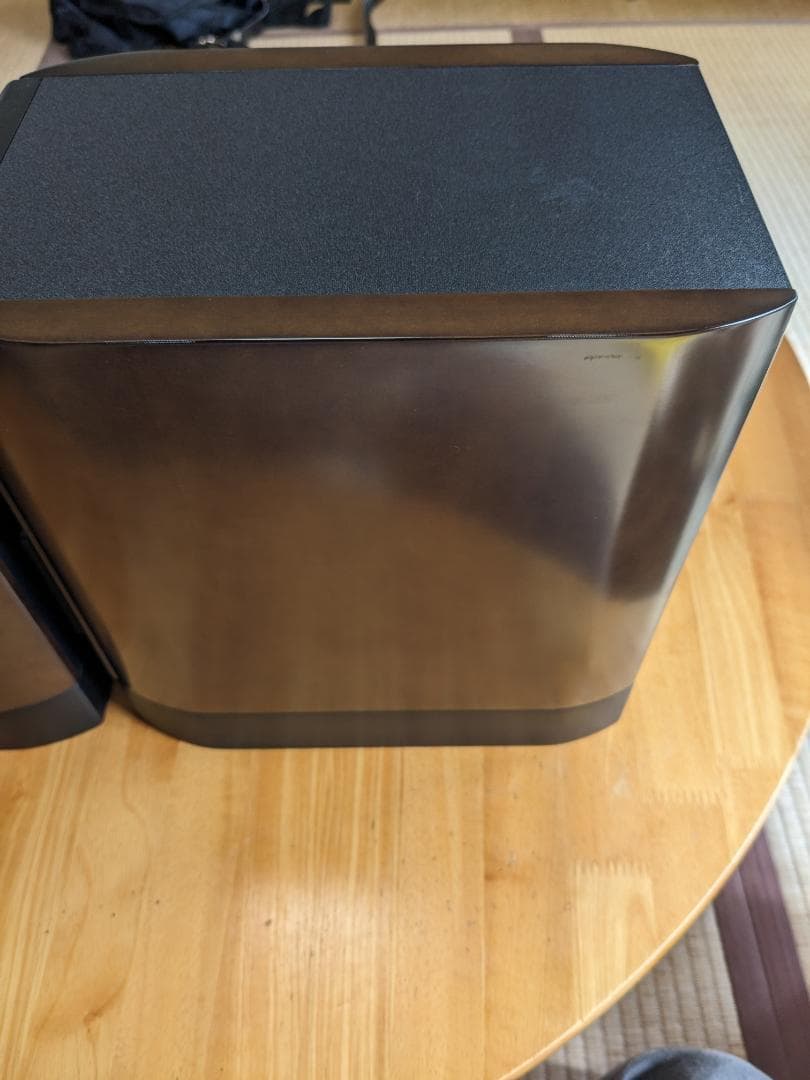 美しい形状と音を持つ ONKYO D-112EXTスピーカーペア