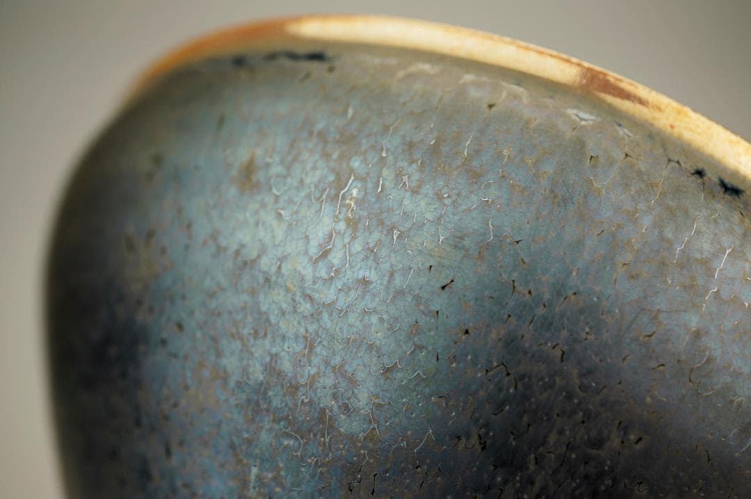 美品　鎌田　幸二　作　窯変銀漿　天目　茶碗　共箱