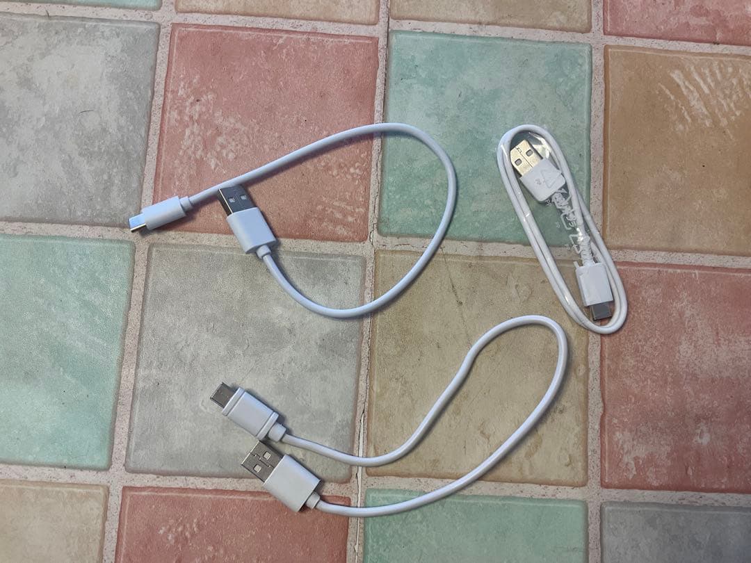 メディキューブ　AGE-R美顔器3点セット　ブースタージェル(新品)付き