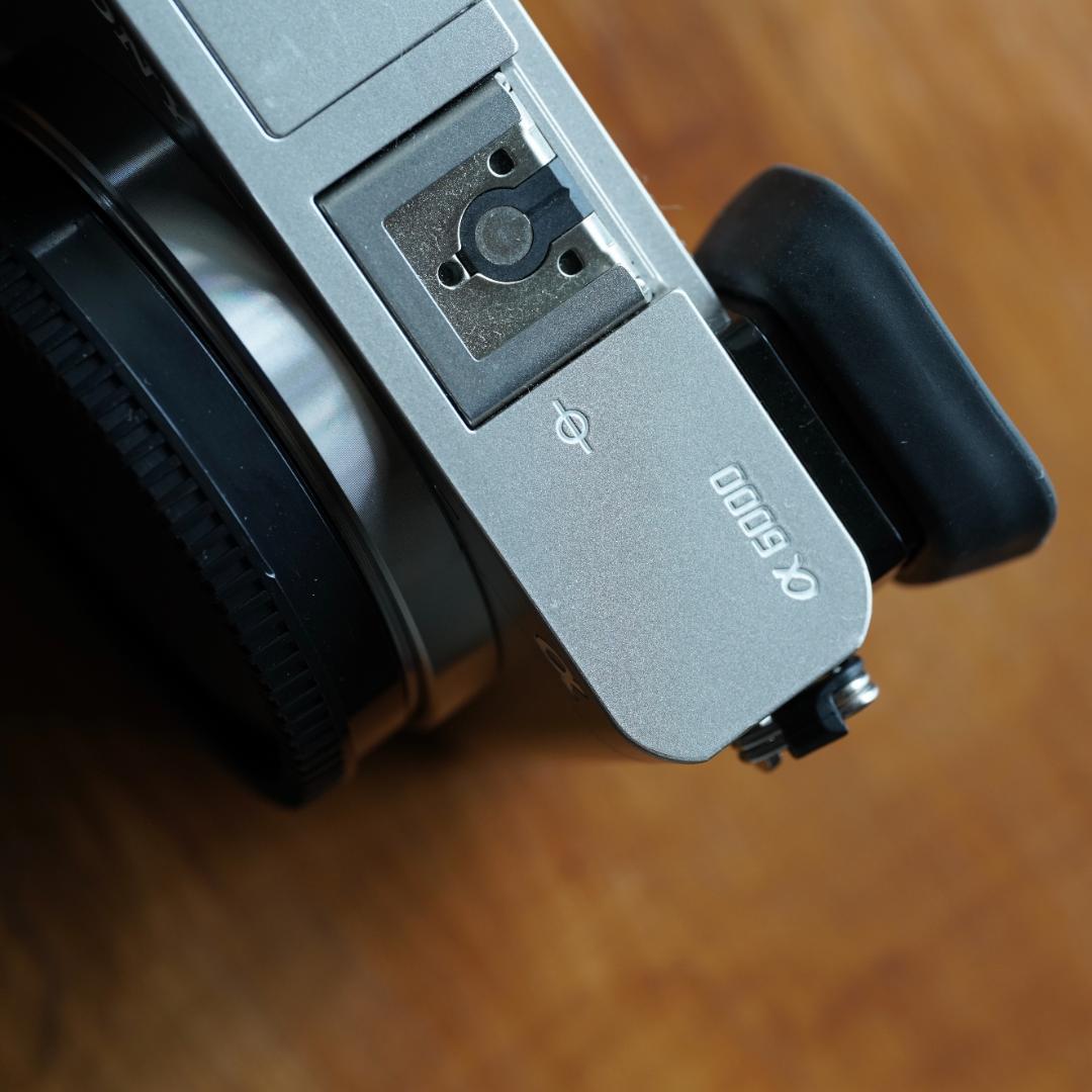 SONY α6000 パワーズームレンズキット ILCE-6000L S