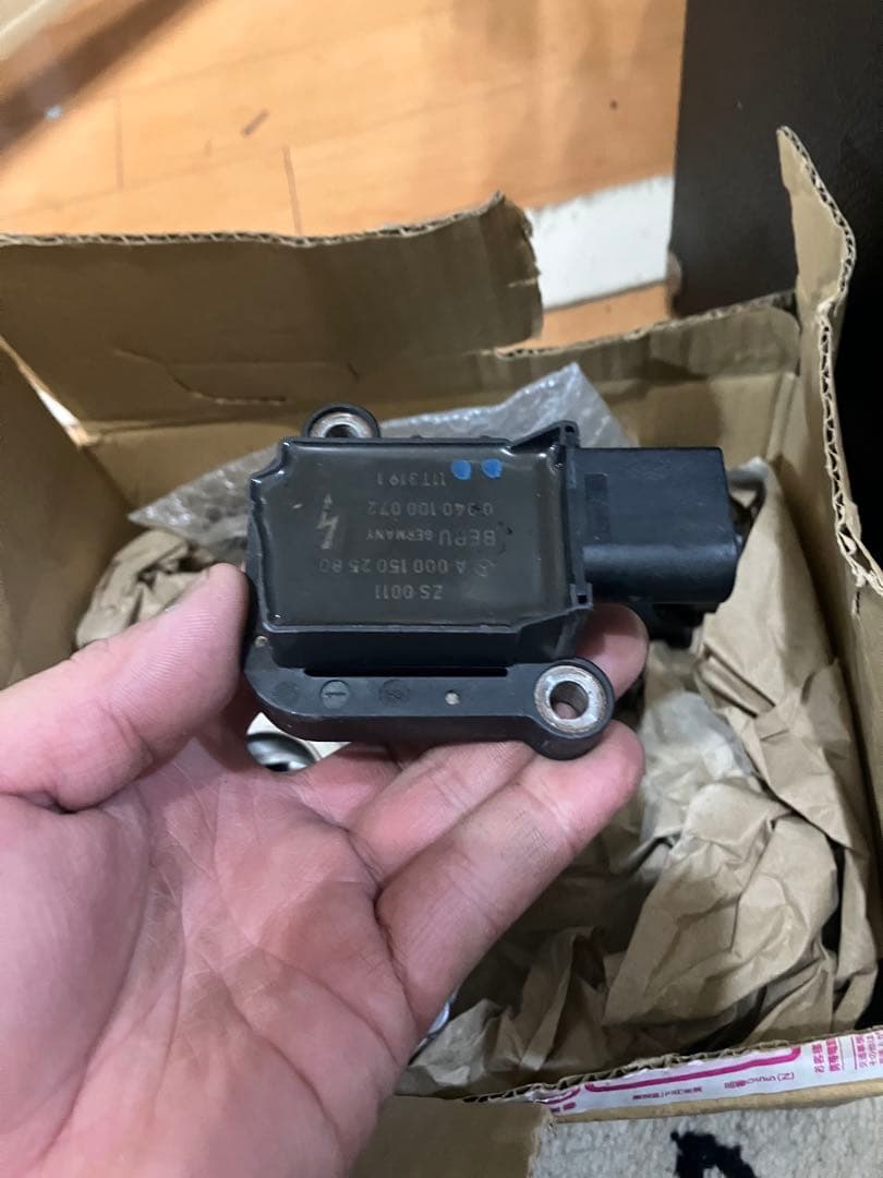 ベンツW212 M271 イグニッションコイル冷却パイプオイルフィルター新品など