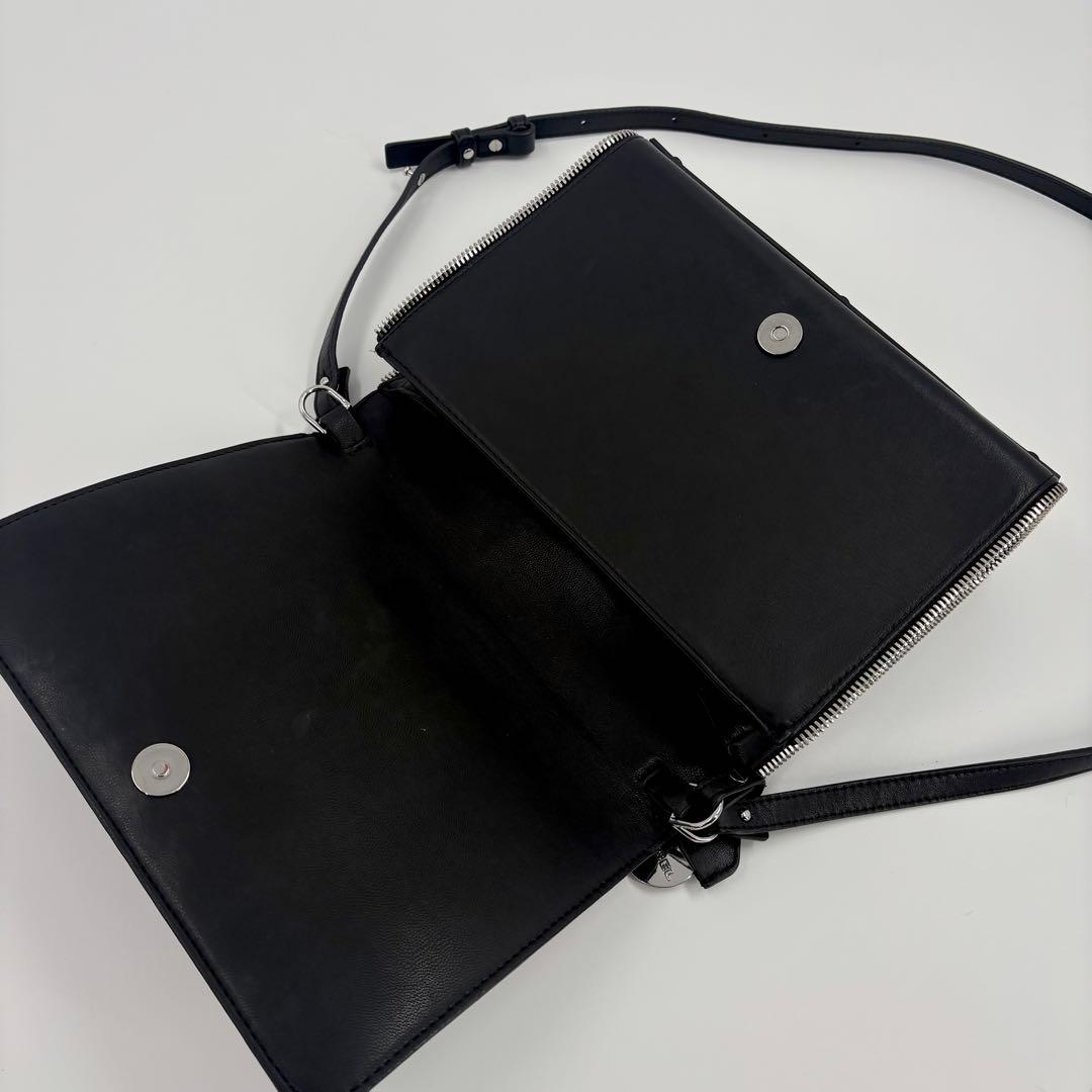 美品　DIESEL ディーゼル ショルダーバッグ レザー 黒 斜め掛け 834