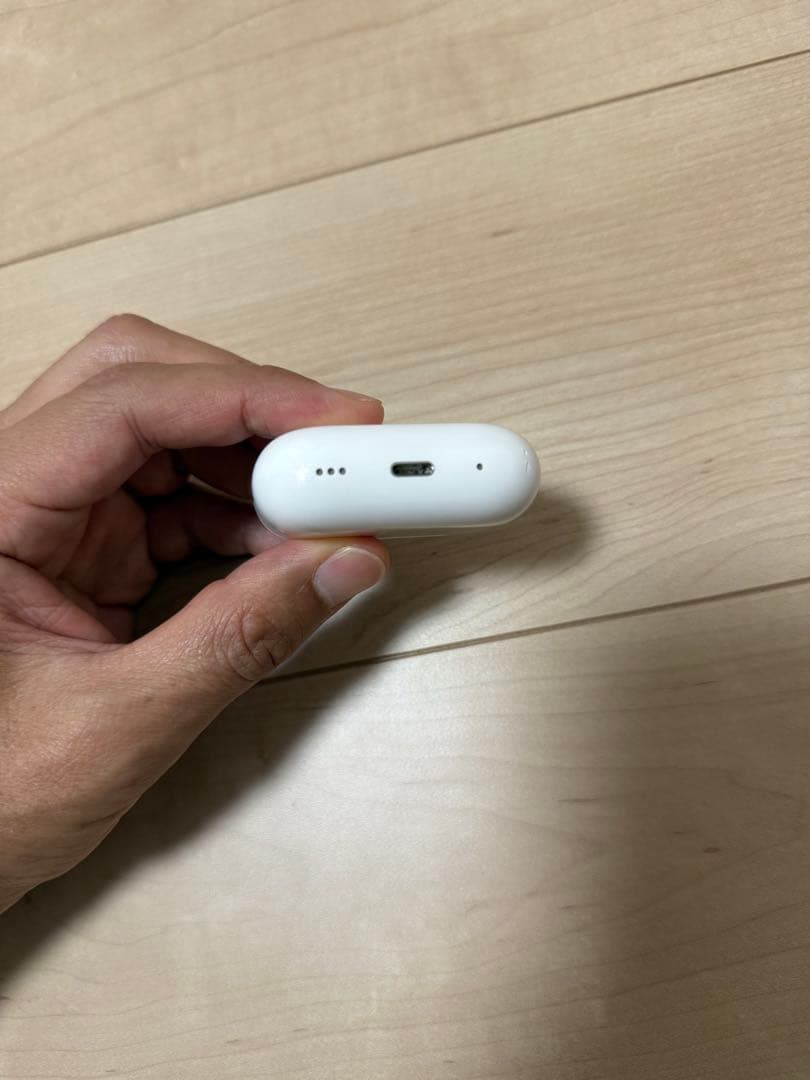AirPods Pro 2 エアポッズプロ2 純正　正規品　本物　付属品あり