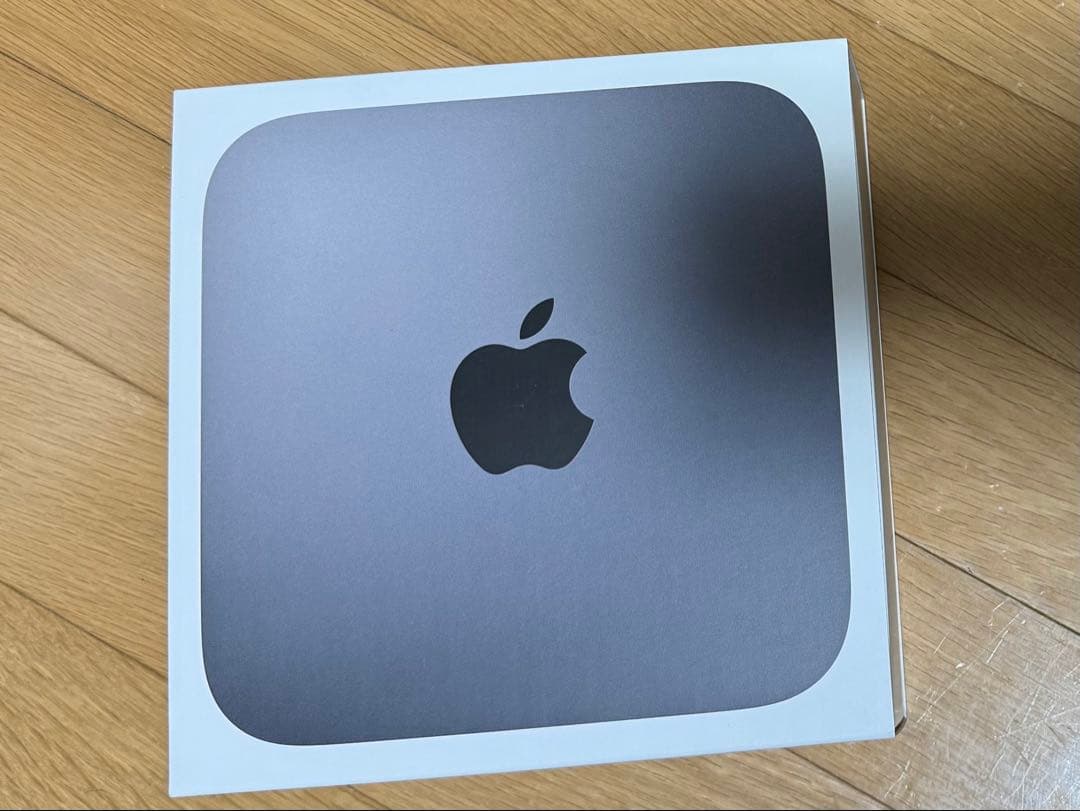 Mac mini 2018 _メモリ8GBストレージ256GB