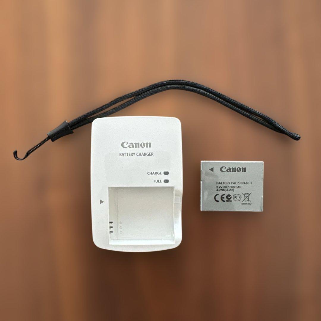 Canon IXY 30S ホワイト コンパクトデジタルカメラ