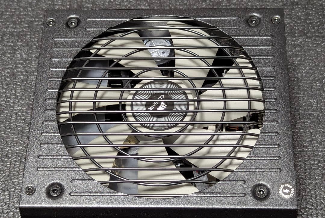 電源ユニット Cherubi Urd CORSAIR RM750x 750W