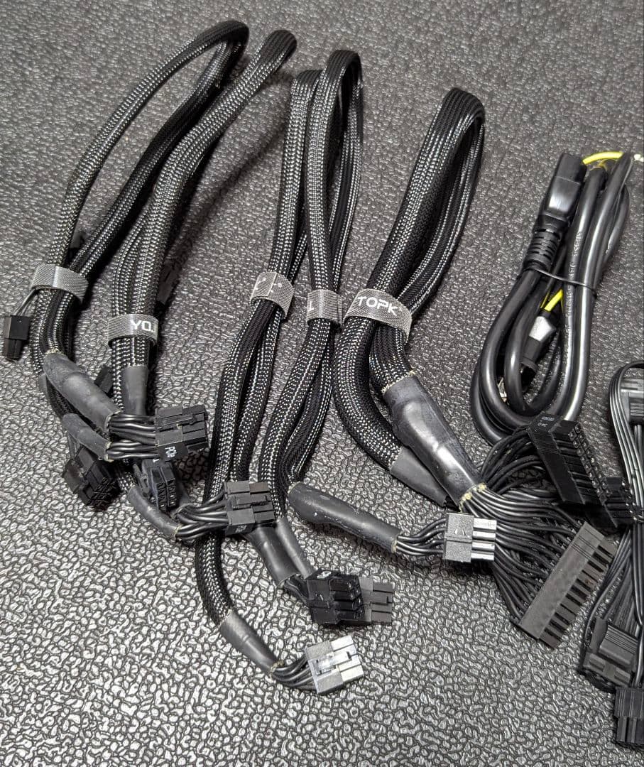 電源ユニット Cherubi Urd CORSAIR RM750x 750W