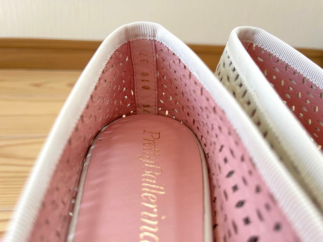 ホワイトメッシュフラットシューズ リボン付き