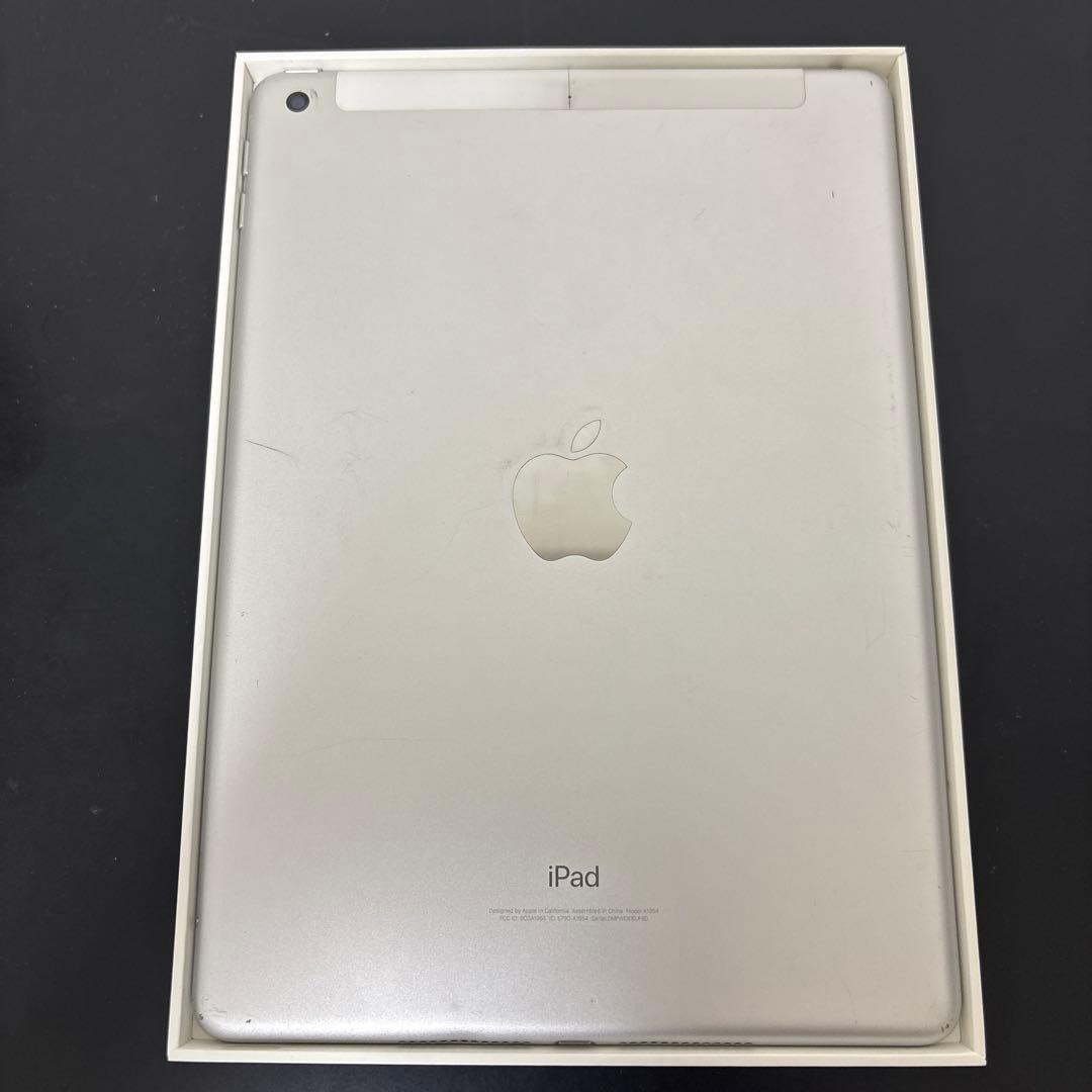 Apple iPad シルバー 本体　32GB