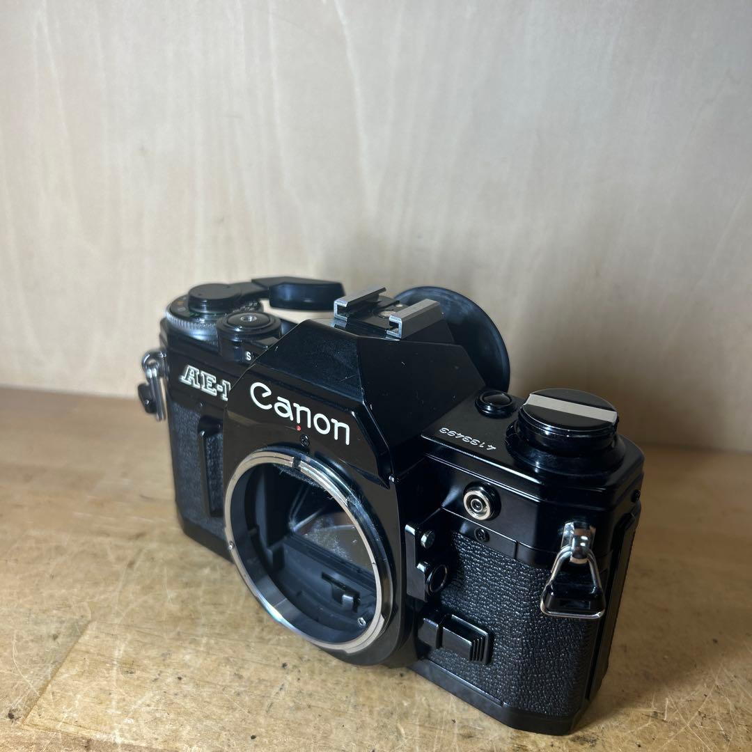 Canon AE-1 ブラックボディー　鳴きなし完動美品