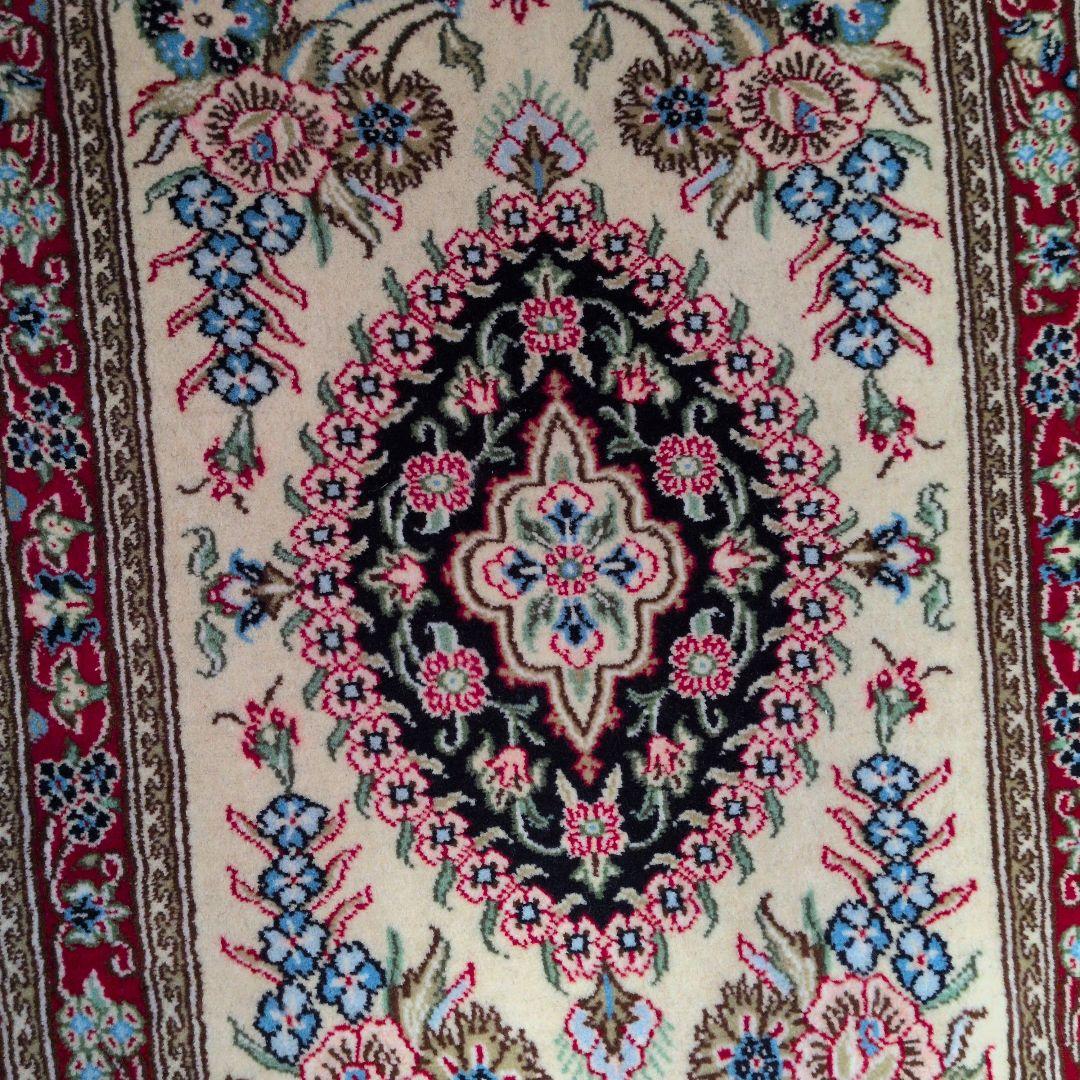 60x90cmペルシャ手織り・クム・マット(200)玄関・ラグ・絨毯・じゅうたん