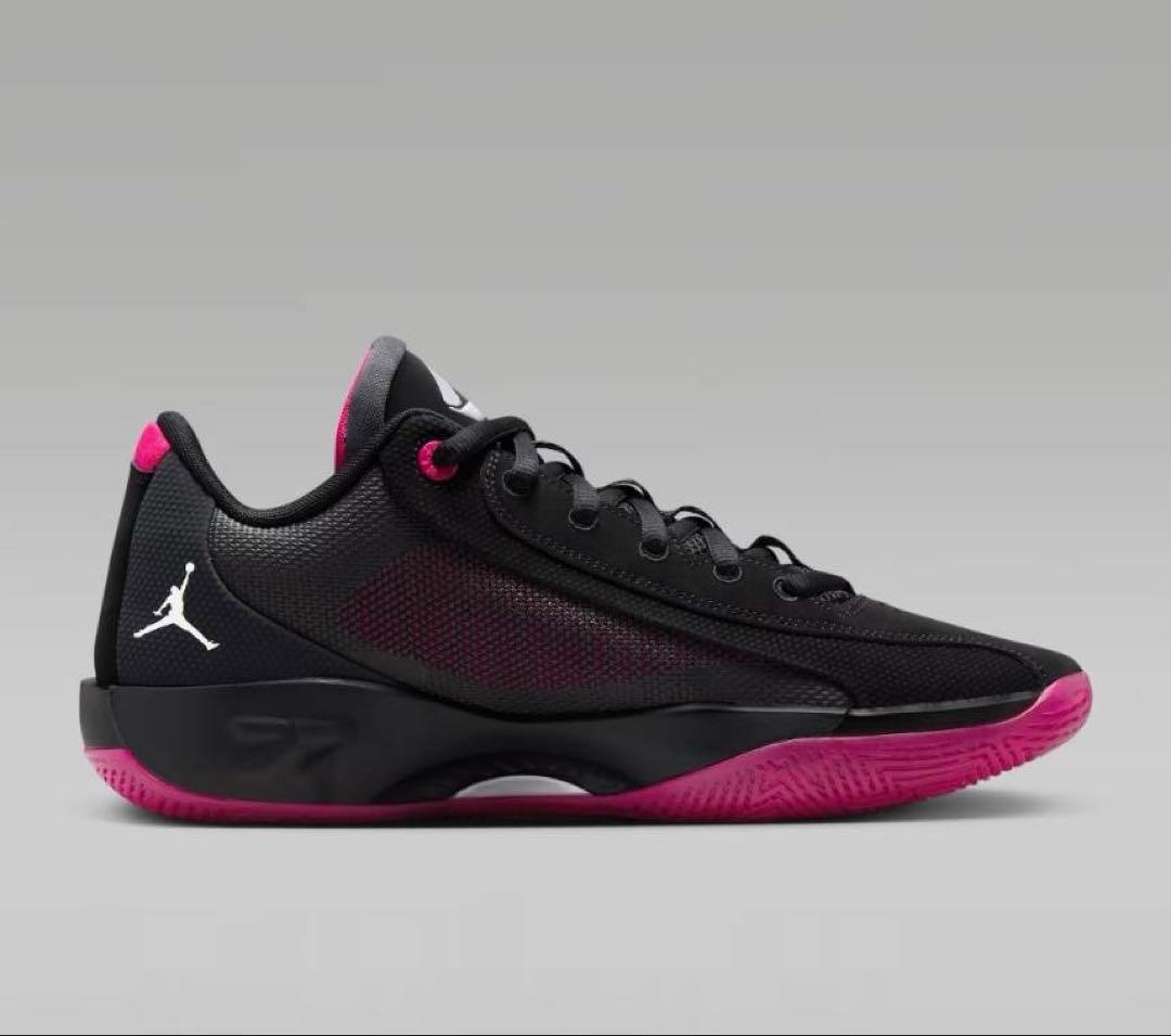 けーご　luka77 Jordan バスケットボールシューズ 黒/ピンク