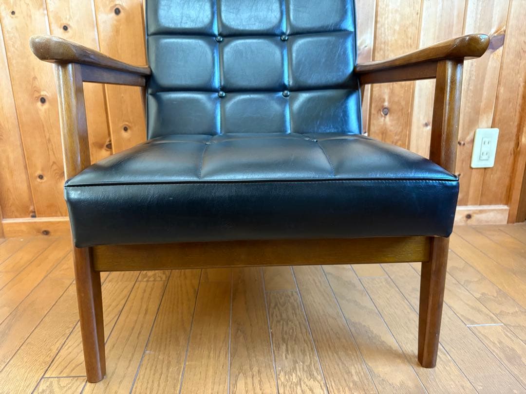 liyeye【カリモク】Kチェア ①