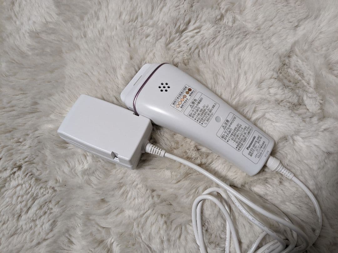 パナソニック　ボディ用脱毛器　es-wh76
