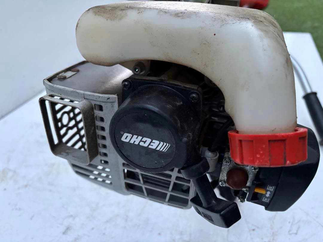 共立 ECHO エンジン刈払機 AT223TDX 肩掛け式 草刈機