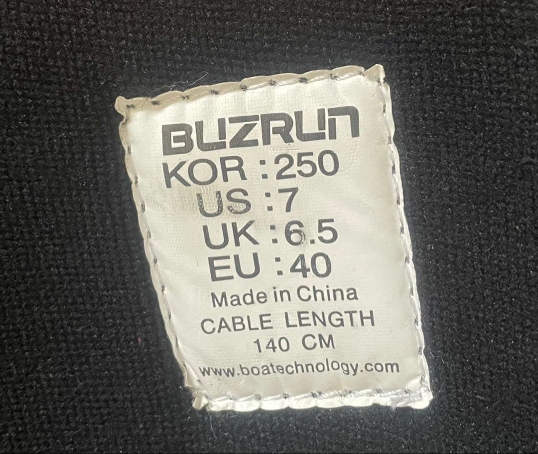 ★4回使用美品★BUZRUN boaスノーボードブーツ 24cm