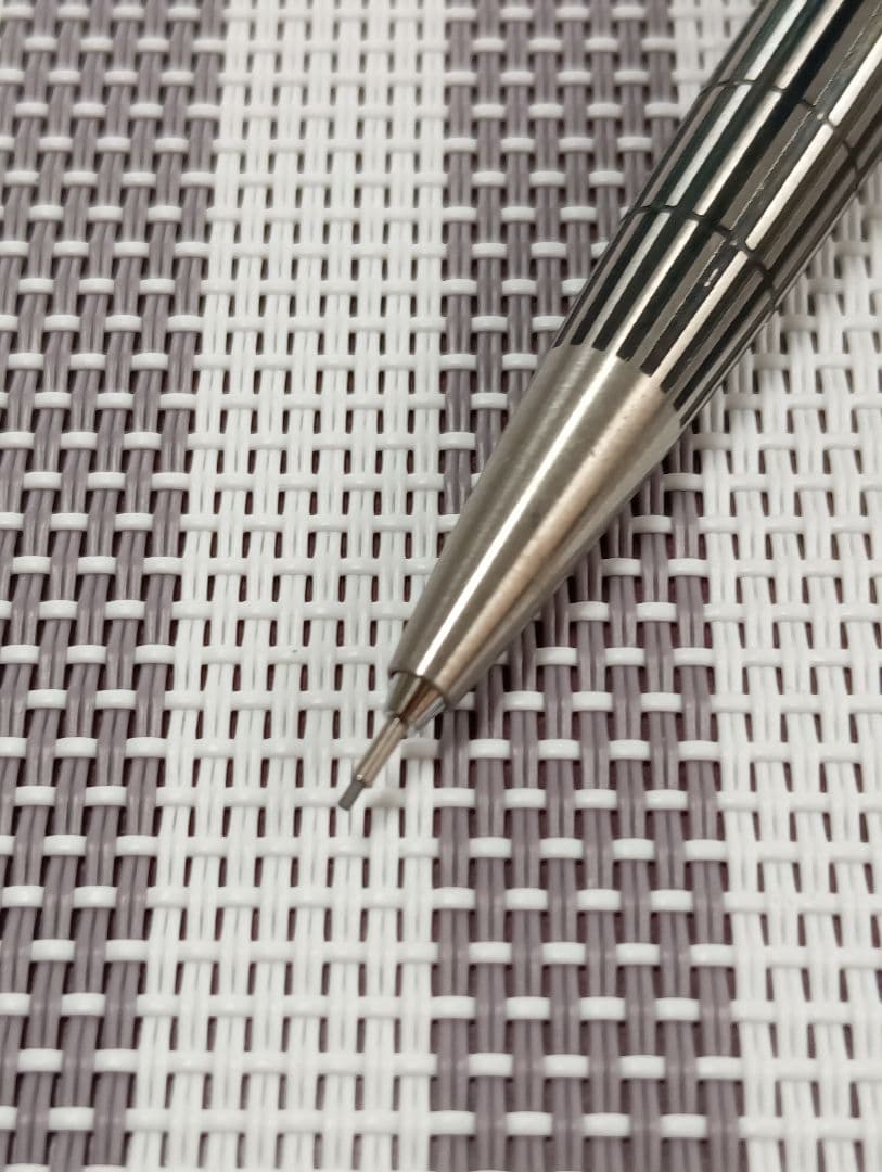 【超希少】三菱鉛筆 JAGUAR II ダブルノック式シャープ 蝕刻 0.5mm