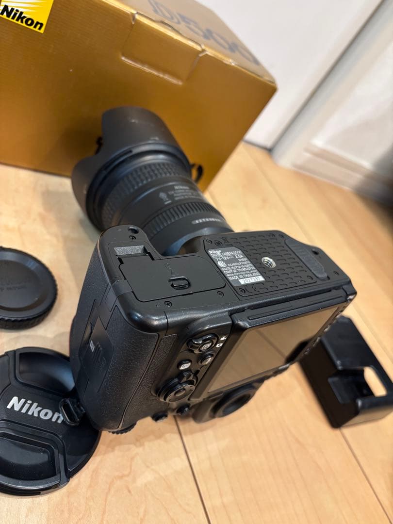 Nikon Ｄ500 お得なオマケ付き