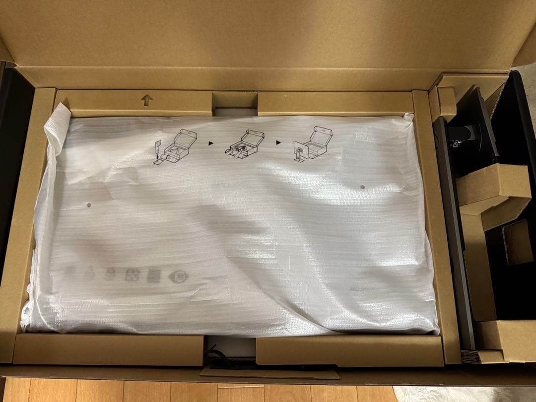 Dell (デル) U2720QM 27インチ 4K モニター　ジャンク