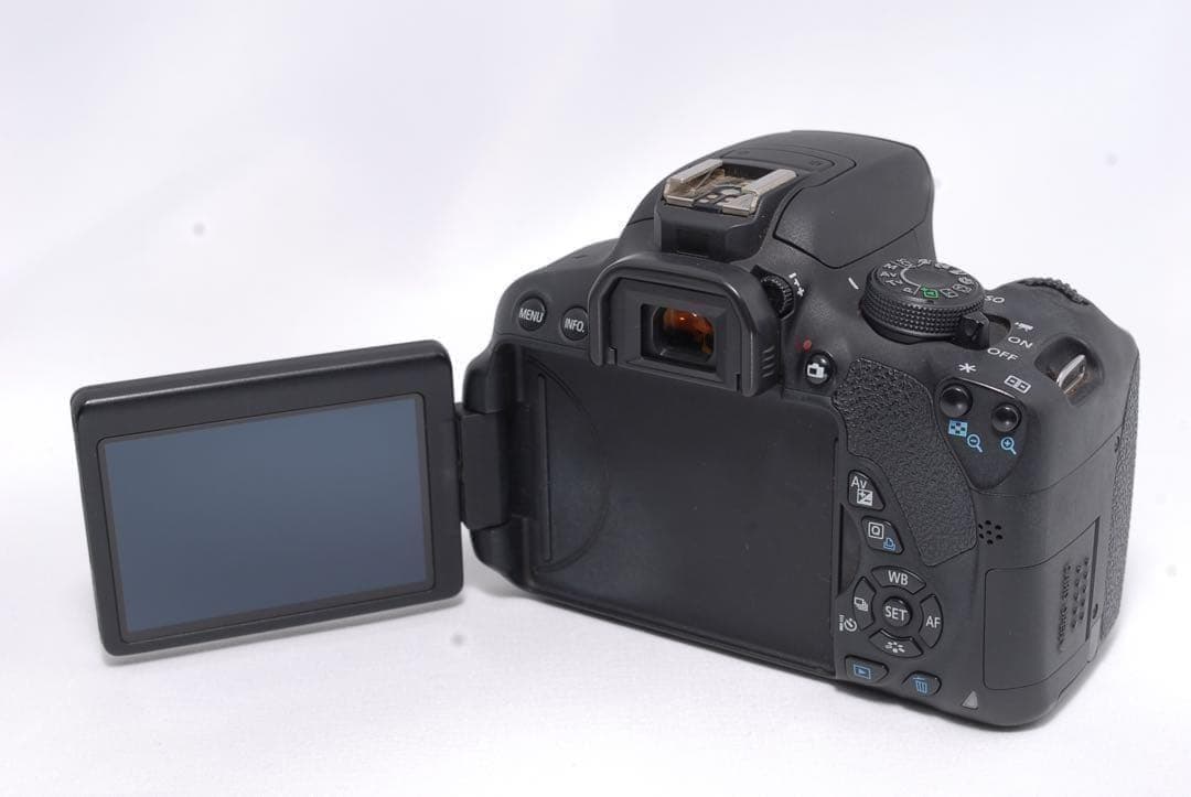 キヤノン Kiss X7i ✨美品✨広角から望遠まで 高倍率USMレンズセット