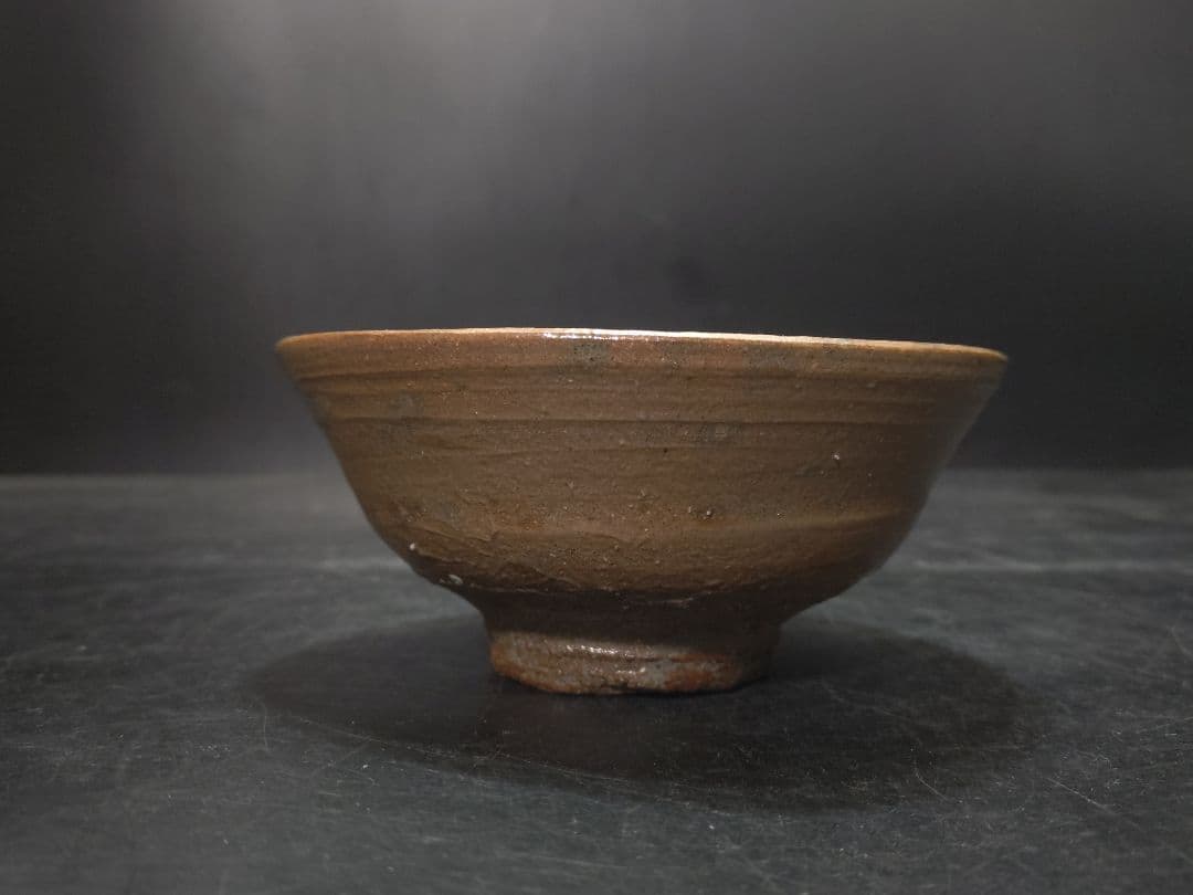 抜群のアガリ!!森田十雨造斗々屋茶碗共箱　 表千家14代家元而妙斎書付銘松の雫