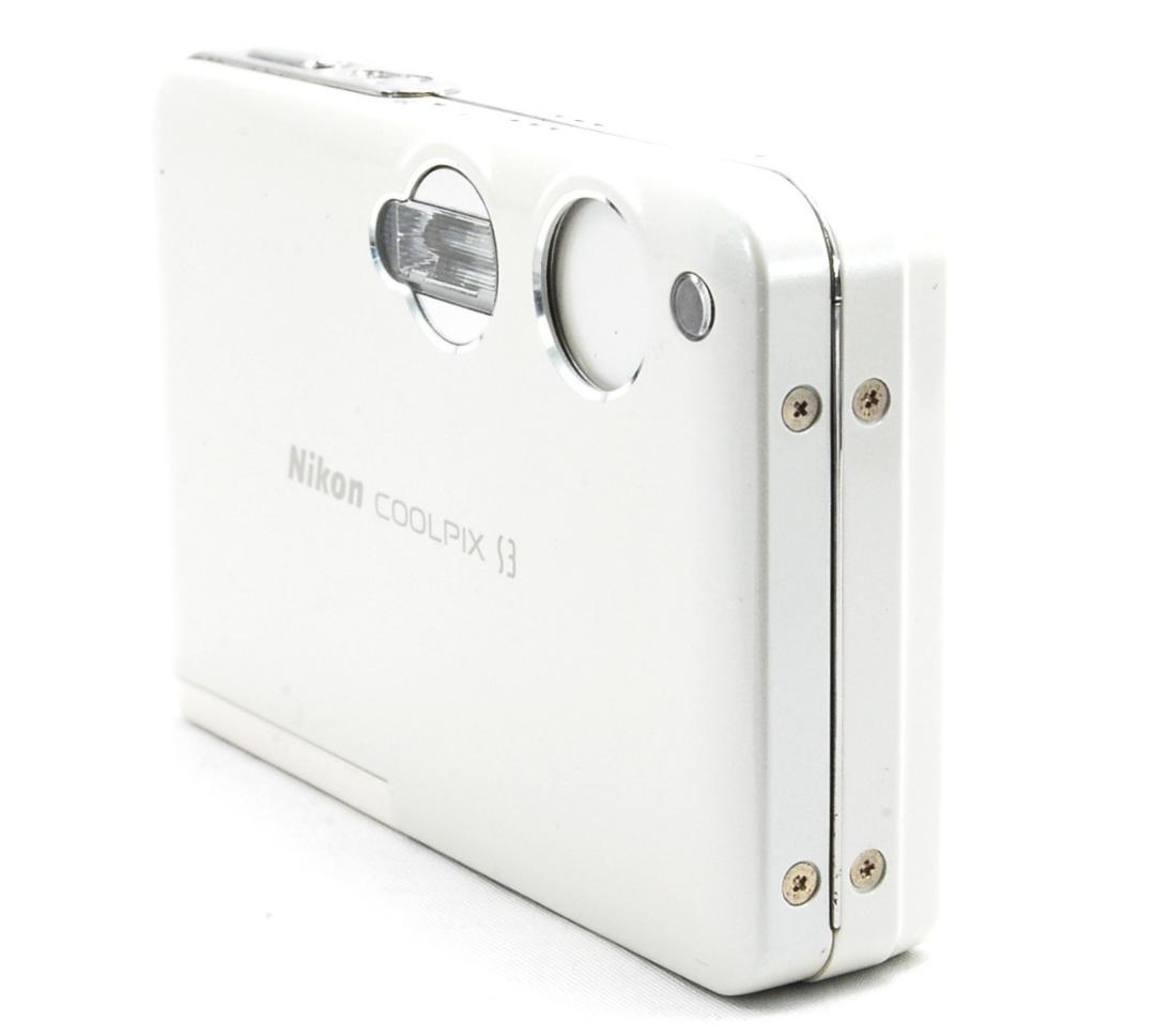 【美品/動作確認済】Nikon CoolPix S3ホワイト　バッテリー充電器付