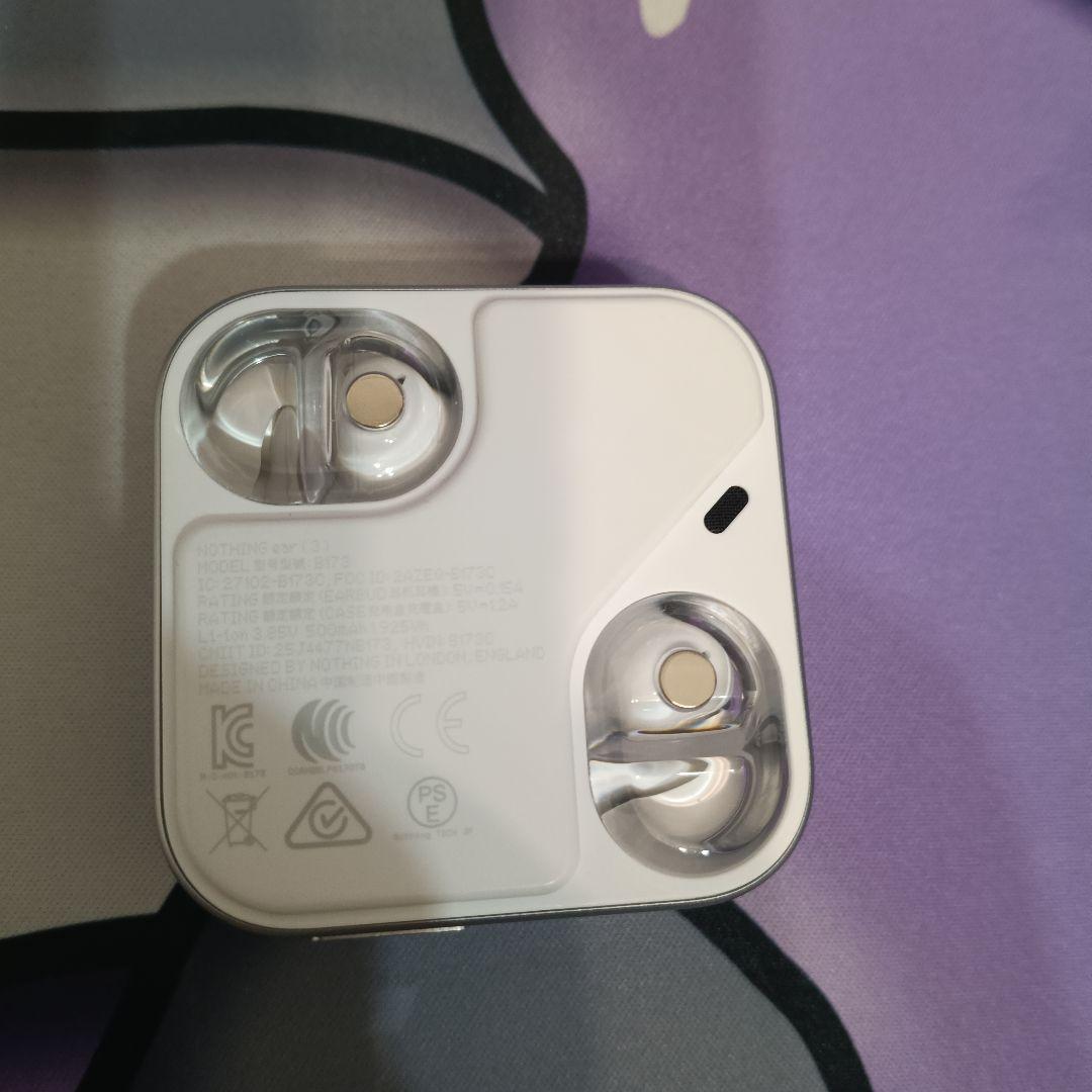 イヤホン NOTHING(R) ear(3)white