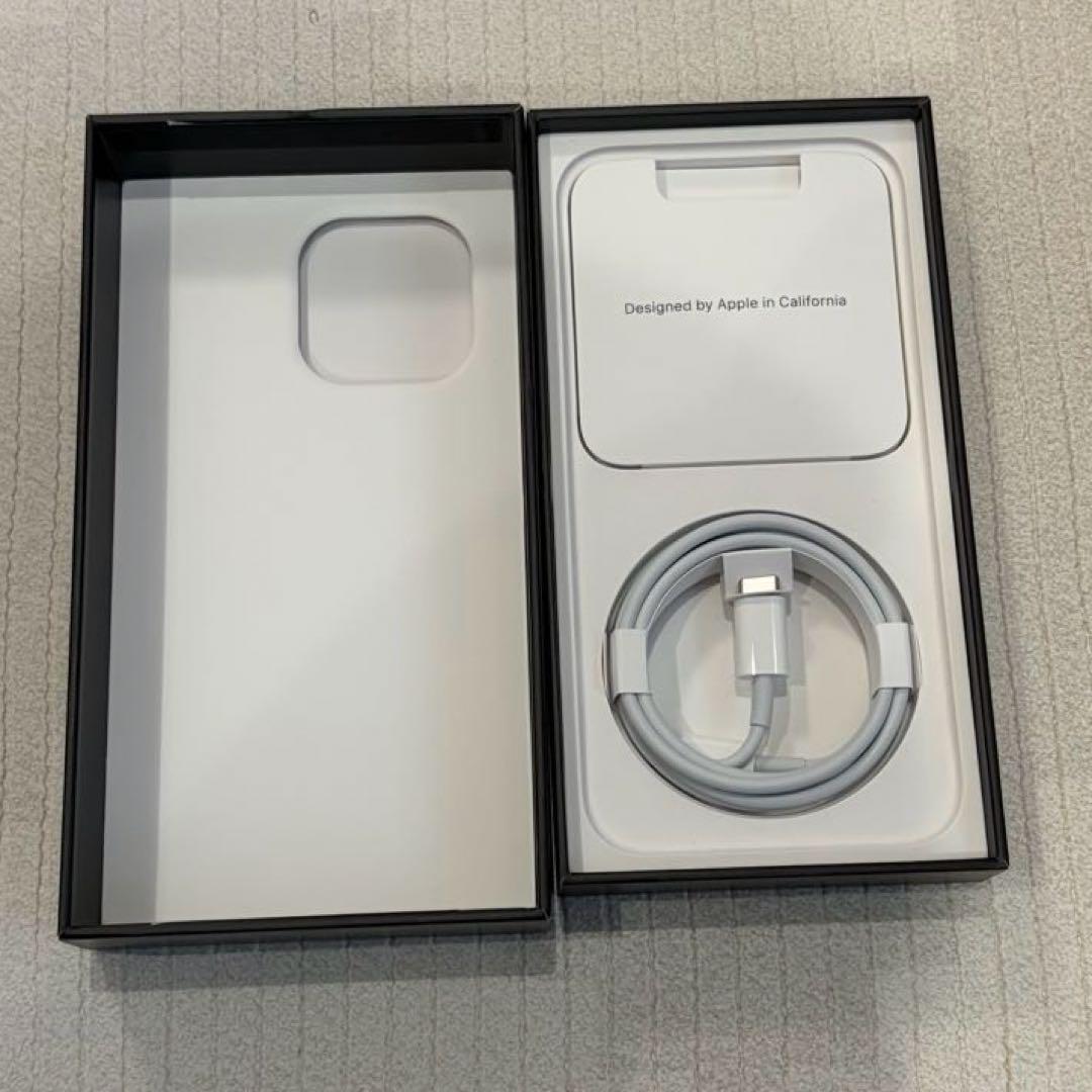 iPhone 13 Pro 256GBグラファイト ケース付きバッテリー90%