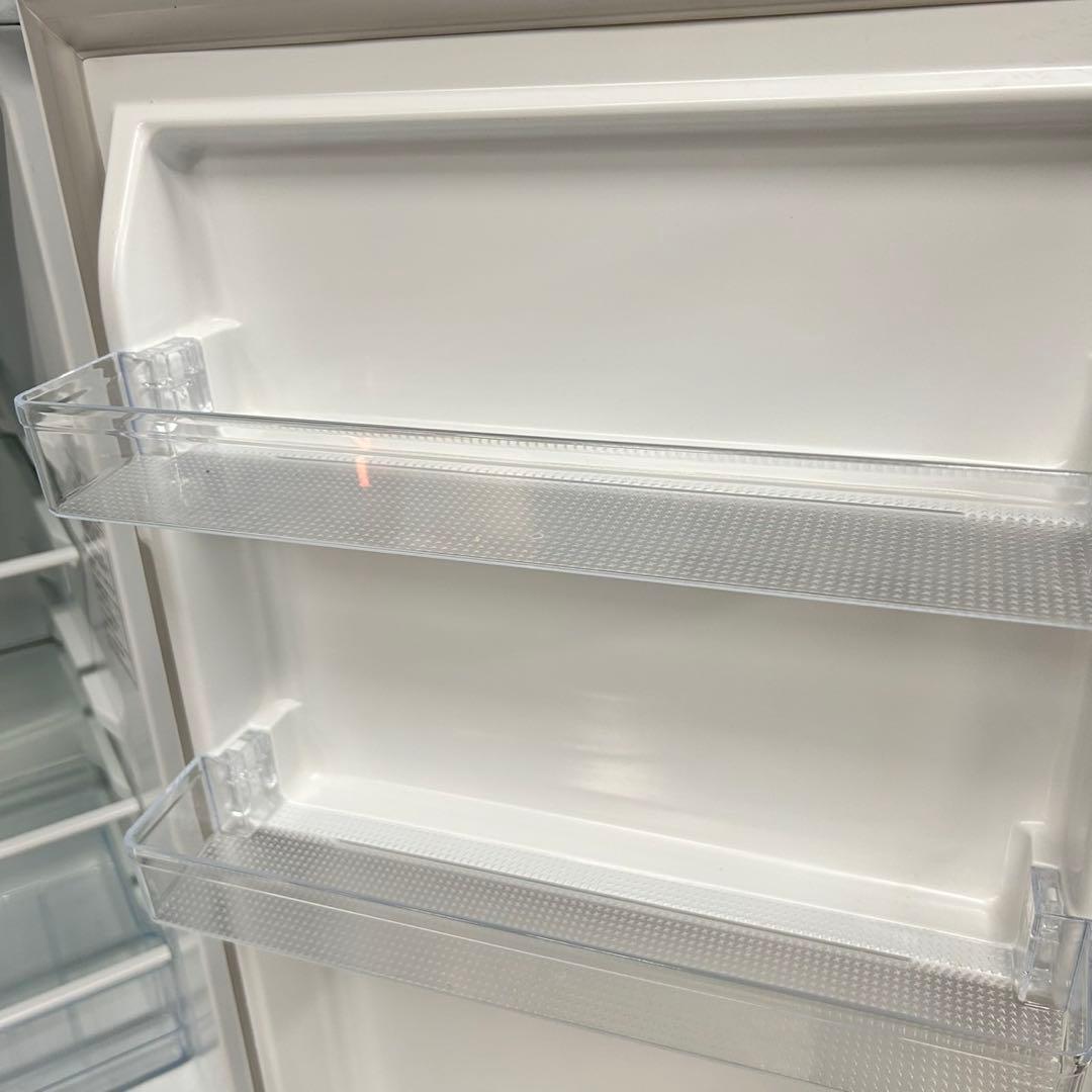 534 関東圏対応　冷蔵庫　200L弱　一人暮らし　小型　美品　保証込　ホワイト