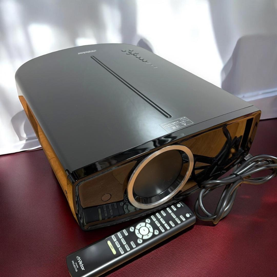 ☆美品 ビクター DLA-HD350 ホームシアター プロジェクター 定価55万