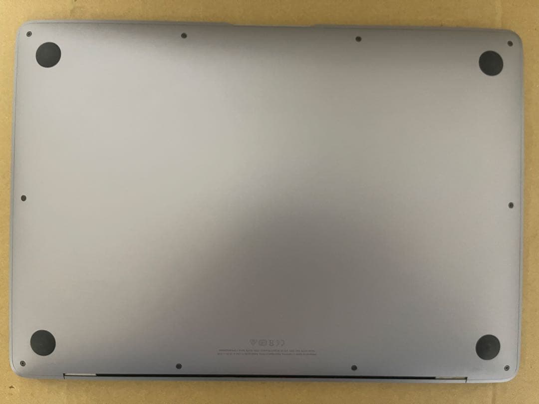美品MacBook Air 2020 13インチ　Core i5 256GB