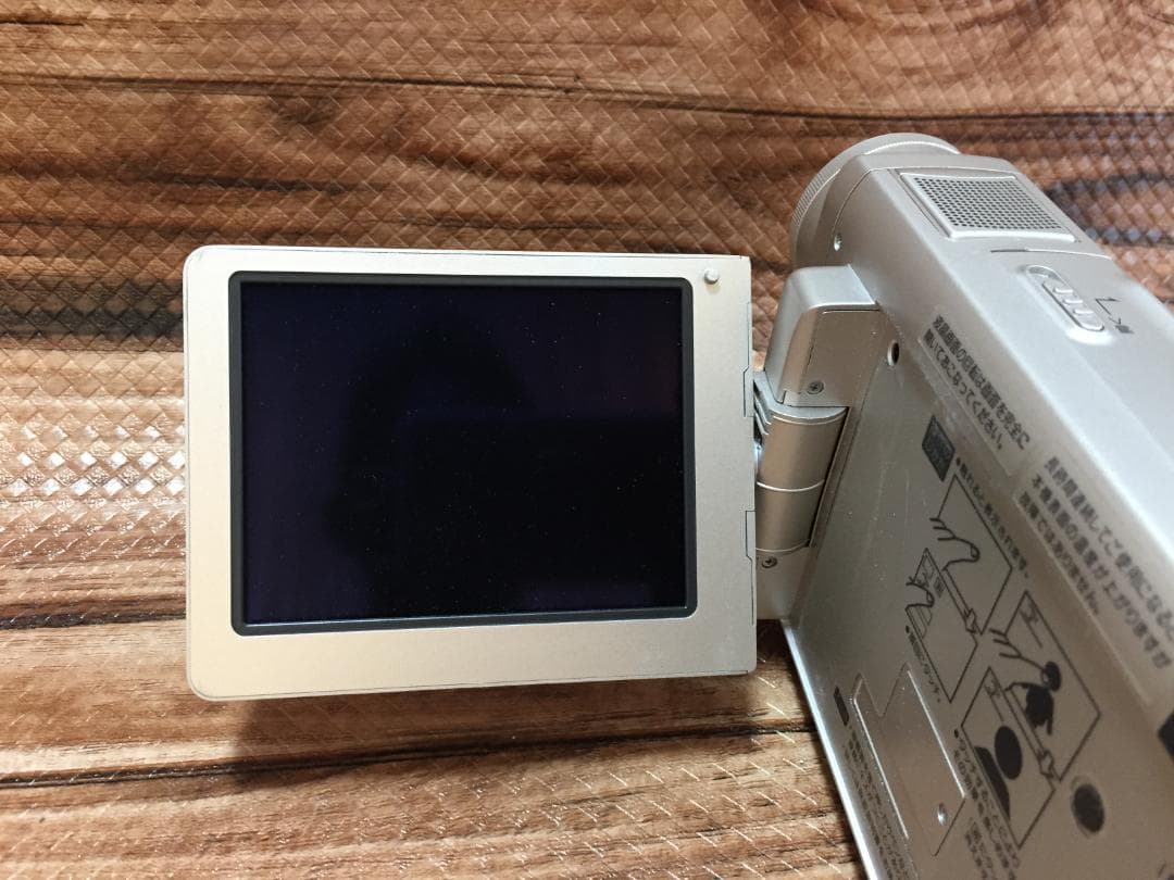 撮影再生ダビングOK　SHARP　VL-PD1　付属品あり　液晶大画面