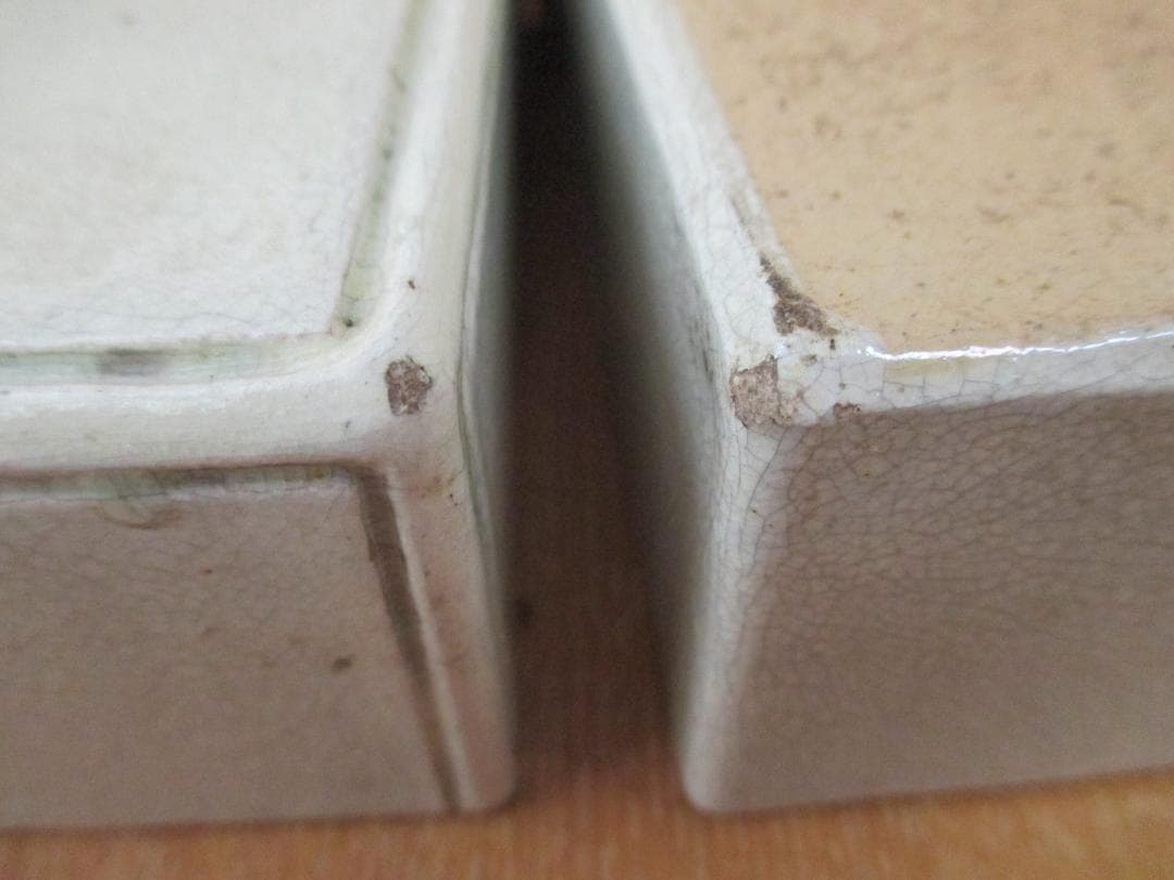 陶器製箱　菊の御紋　印銘あり　123