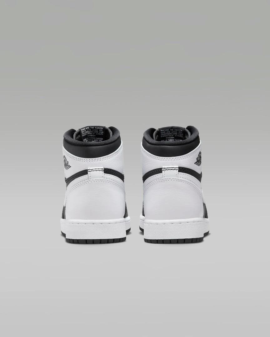 エア ジョーダン 1 HIGH OG \"Black & White\"