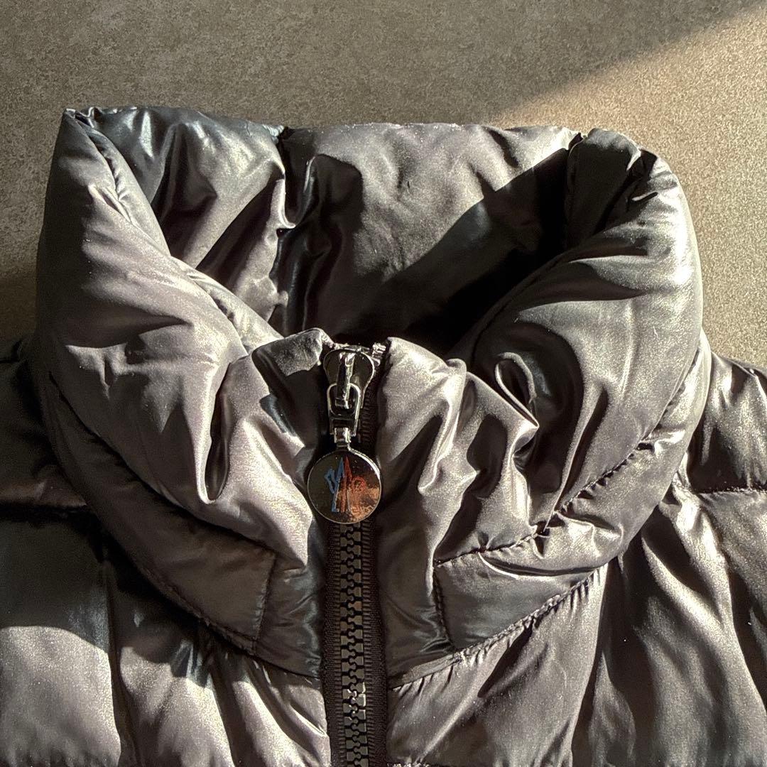 モンクレール ブラック ダウンジャケット