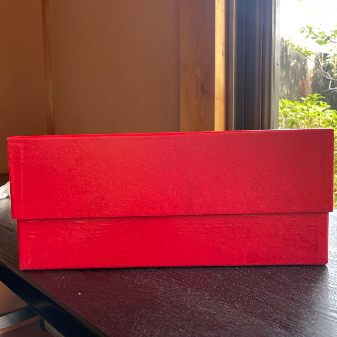 引*離様 【新品・未使用品】バカラ ウエーブ 花瓶 箱付き