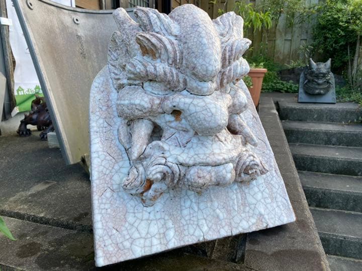 大幅値下げ！鬼板師による手作りの鬼瓦の置物になります。