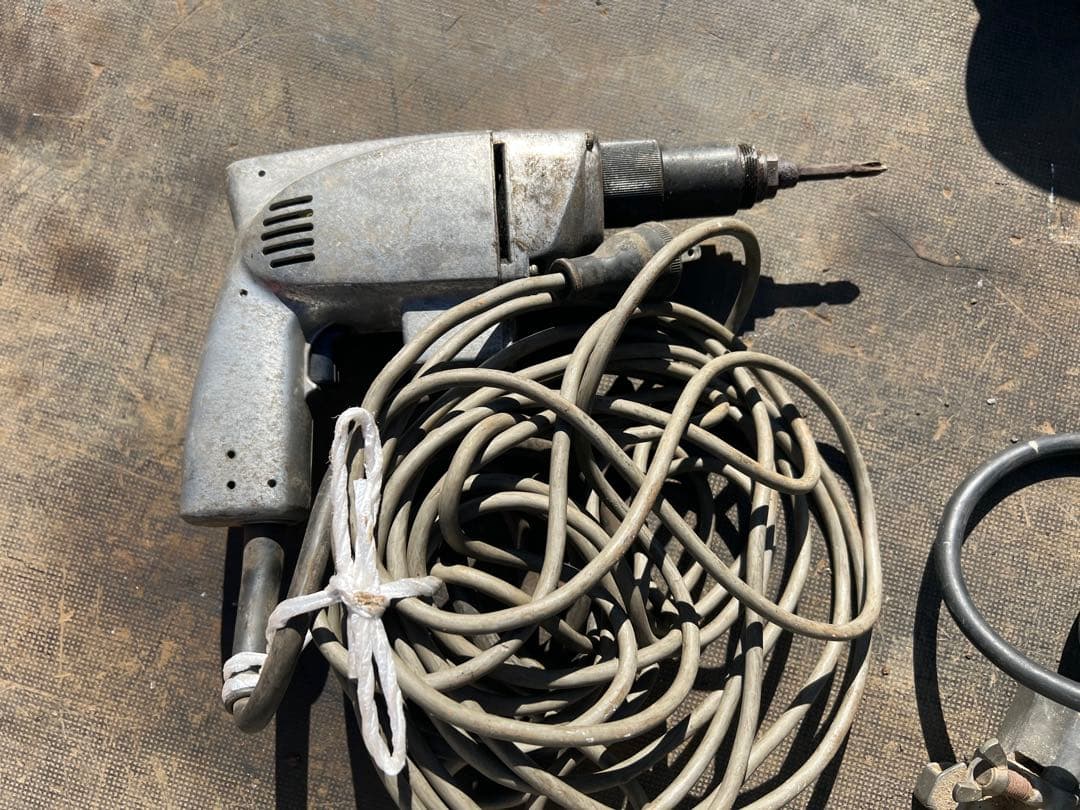 HG15000DX ポータブル発電機 赤