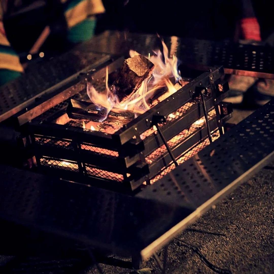 テーブル・チェア・ハンモック Coleman FIREPLACE TABLE